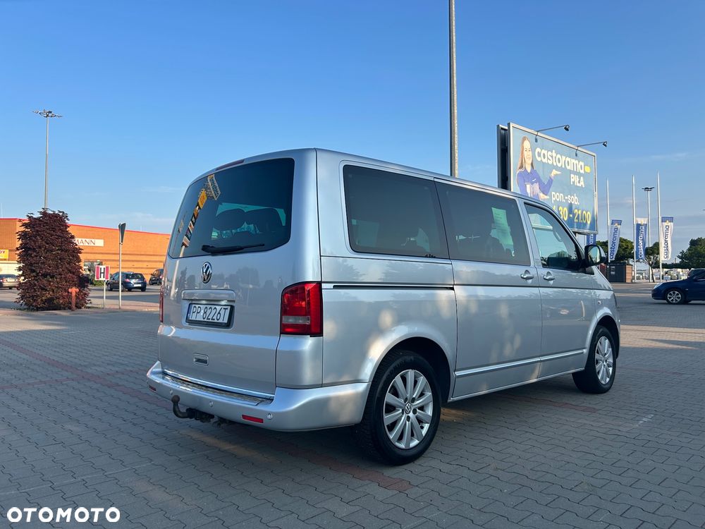 Volkswagen Multivan - 14