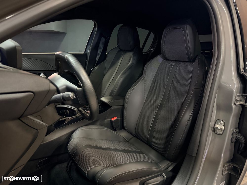 Peugeot e-208 GT - 3