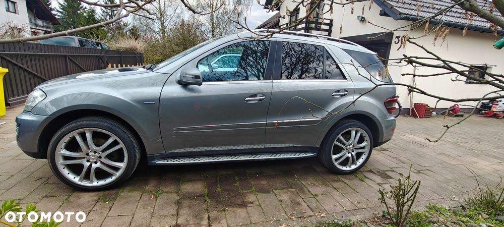 Mercedes-Benz ML 350 BlueTEC 4MATIC 7G-TRONIC Edition 1 - 3