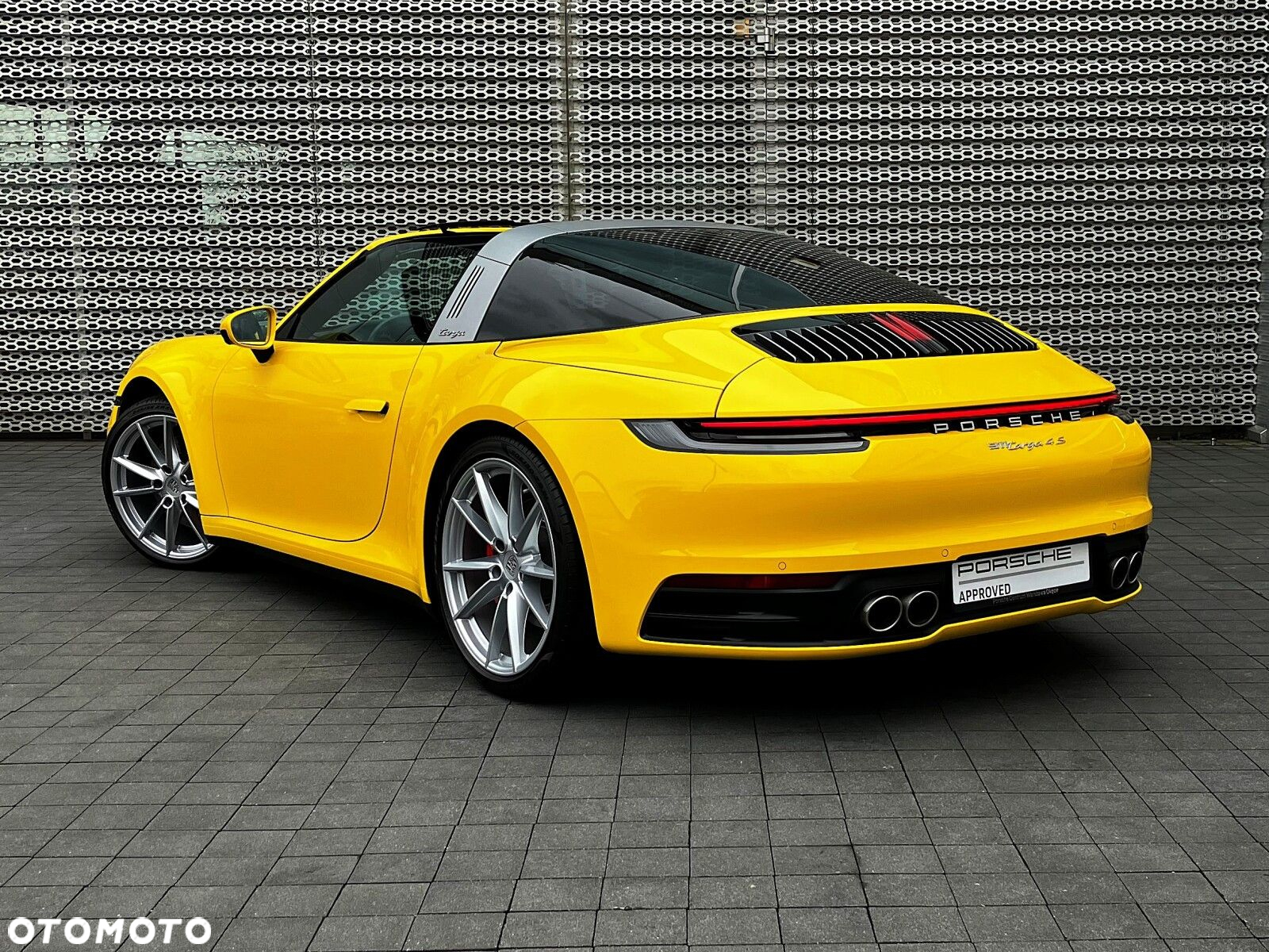 Porsche 911 Targa 4S - 3