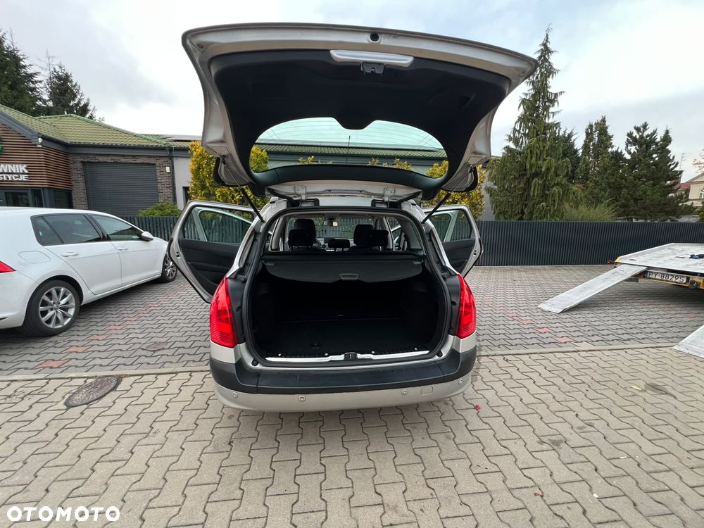 Peugeot 308 1.6 HDi Premium - 4