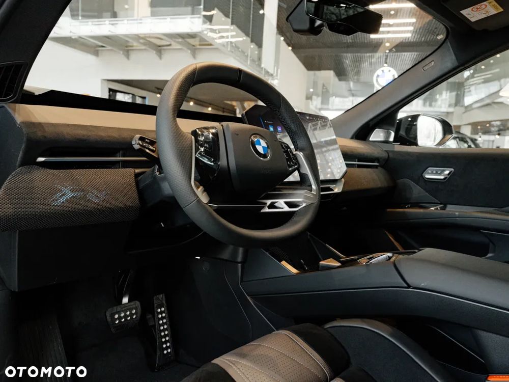 BMW iX3 - 5
