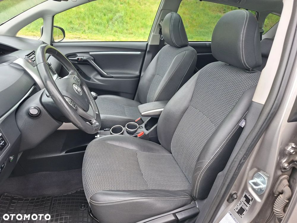 Toyota Verso 1.8 5-Sitzer Executive - 15