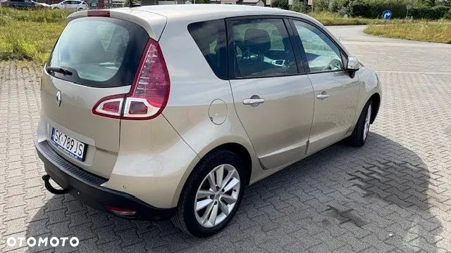 Renault Scenic 2.0 16V Privilege CVT - 6