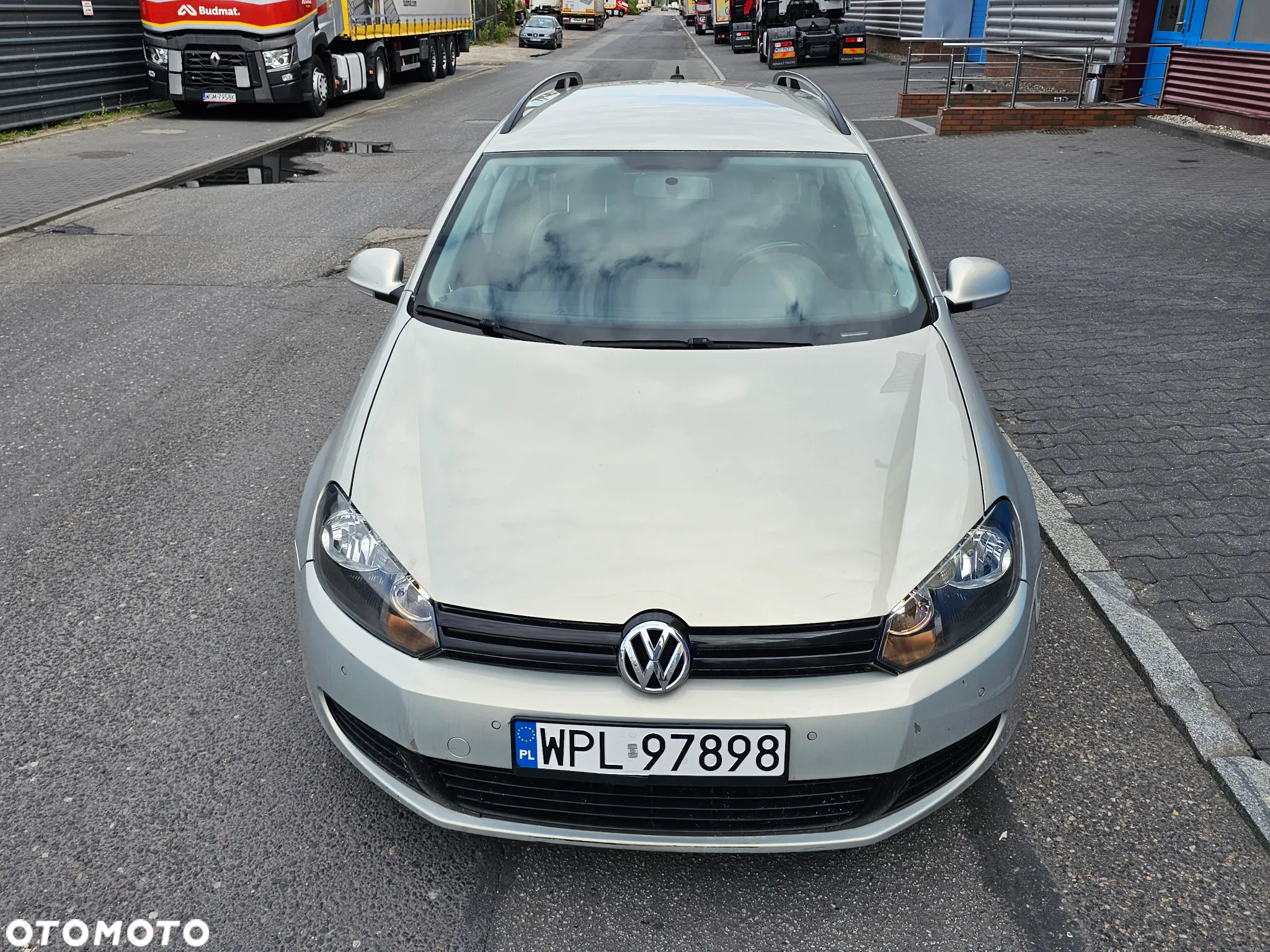 Volkswagen Golf VI 1.6 TDI Comfortline - 31