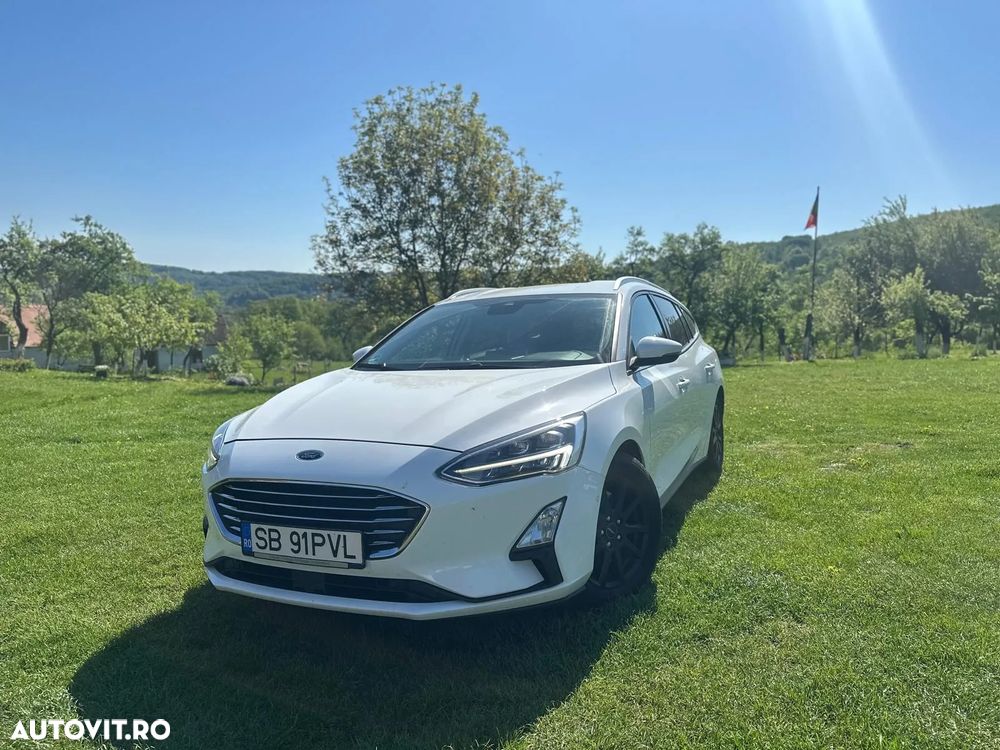 Ford Focus 2.0 EcoBlue Titanium - 14