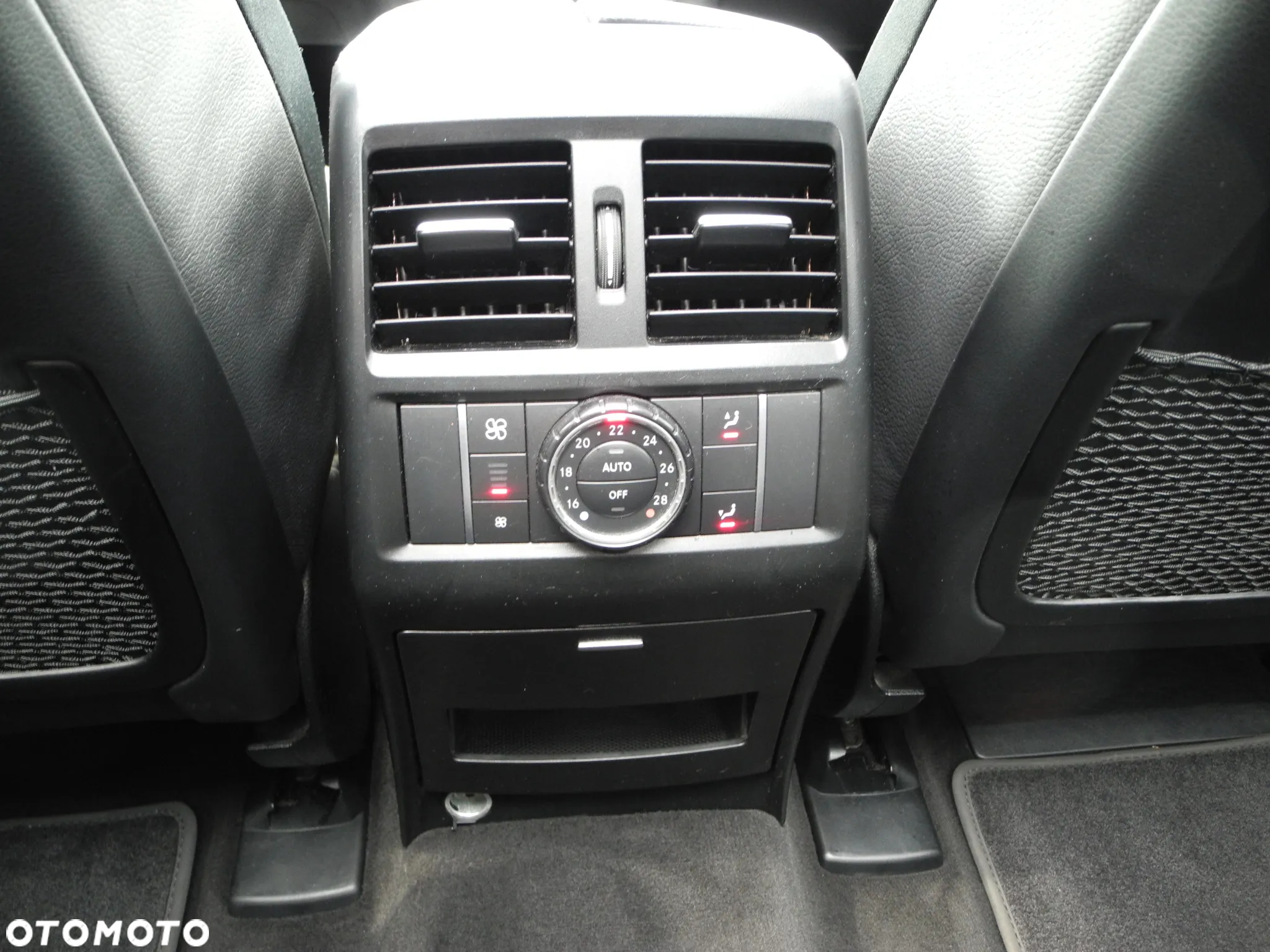 Mercedes-Benz GL 350 BlueTec 4-Matic - 20