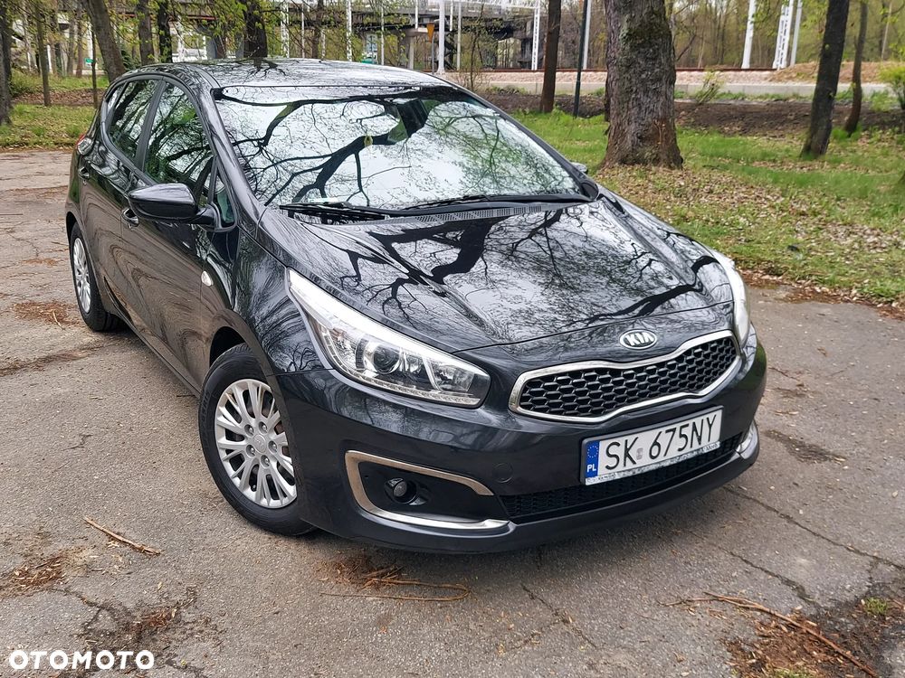 Kia Ceed 1.6 CRDi M - 22