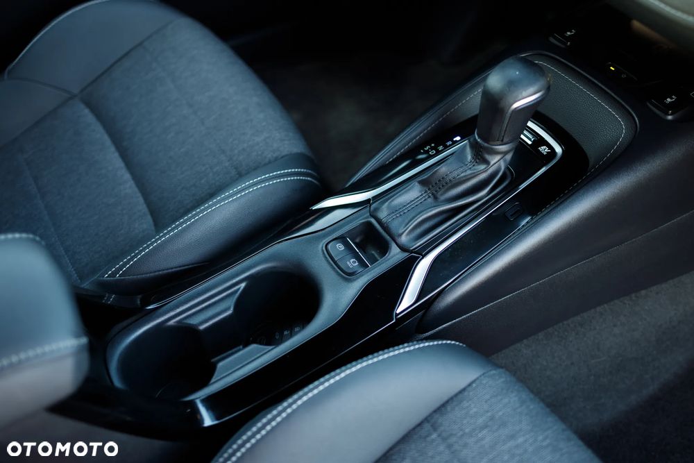 Toyota Corolla 2.0 Hybrid Style - 14
