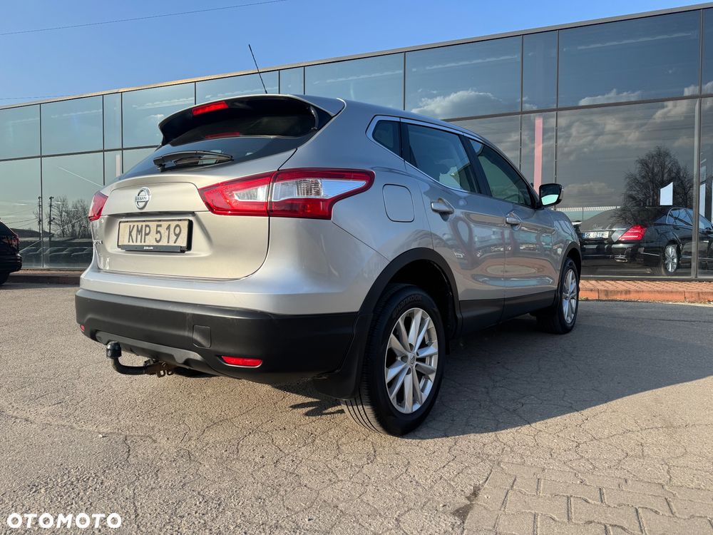 Nissan Qashqai 1.6 dCi 4 x 4 DPF Start/Stop I-Way - 9