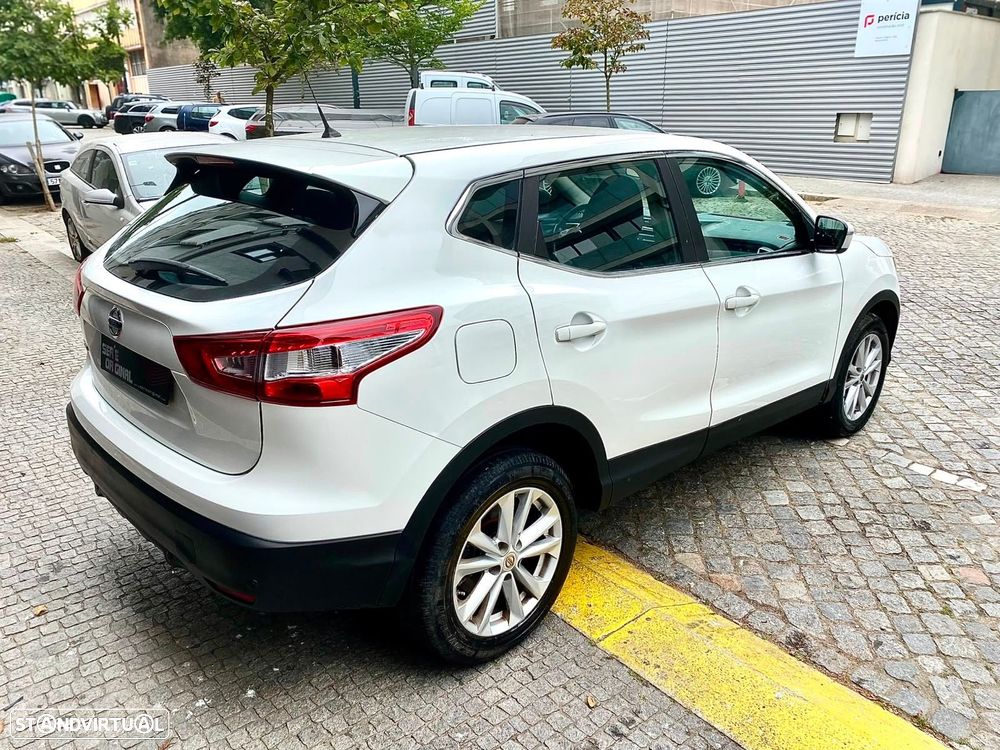 Nissan Qashqai 1.6 dCi Acenta 4x4i — fotografia 6