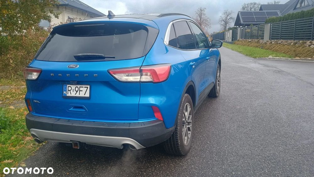 Ford Escape 2.0 EcoBoost AWD Titanium - 16