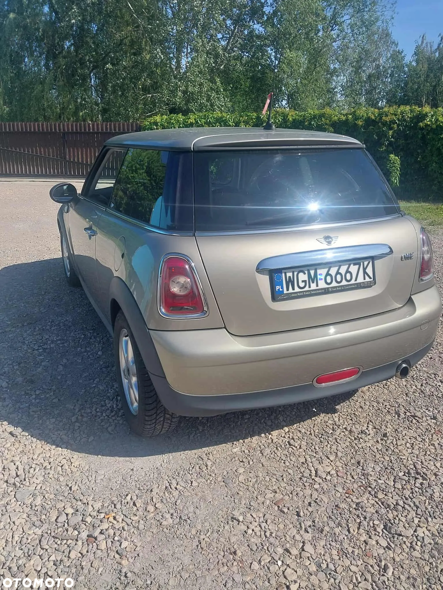 MINI ONE Standard - 4