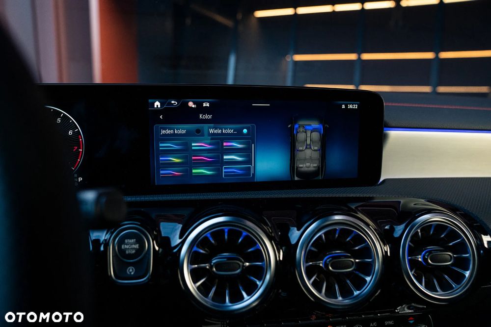 Mercedes-Benz CLA 220 mHEV 4-Matic AMG Line 8G-DCT - 35