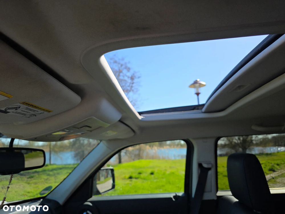 Dodge Nitro 2.8 CRD SXT - 4