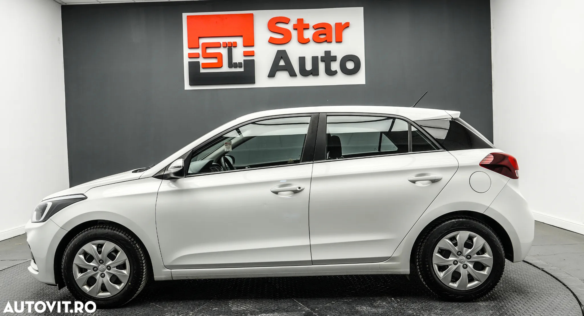Hyundai i20 1.25 75CP M/T Led Line TwoTione - 10