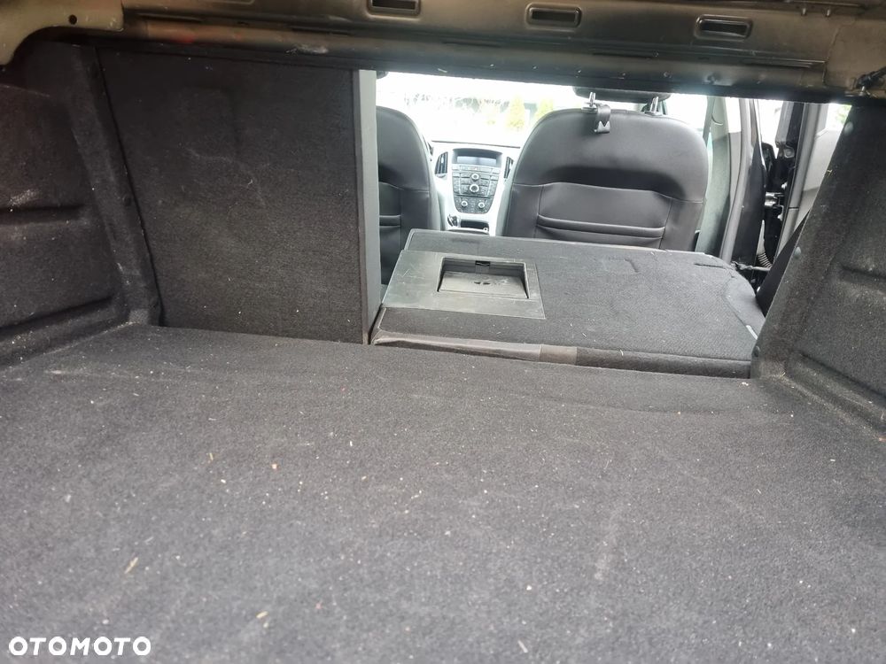 Opel Astra 1.4 T Business EU6 - 14