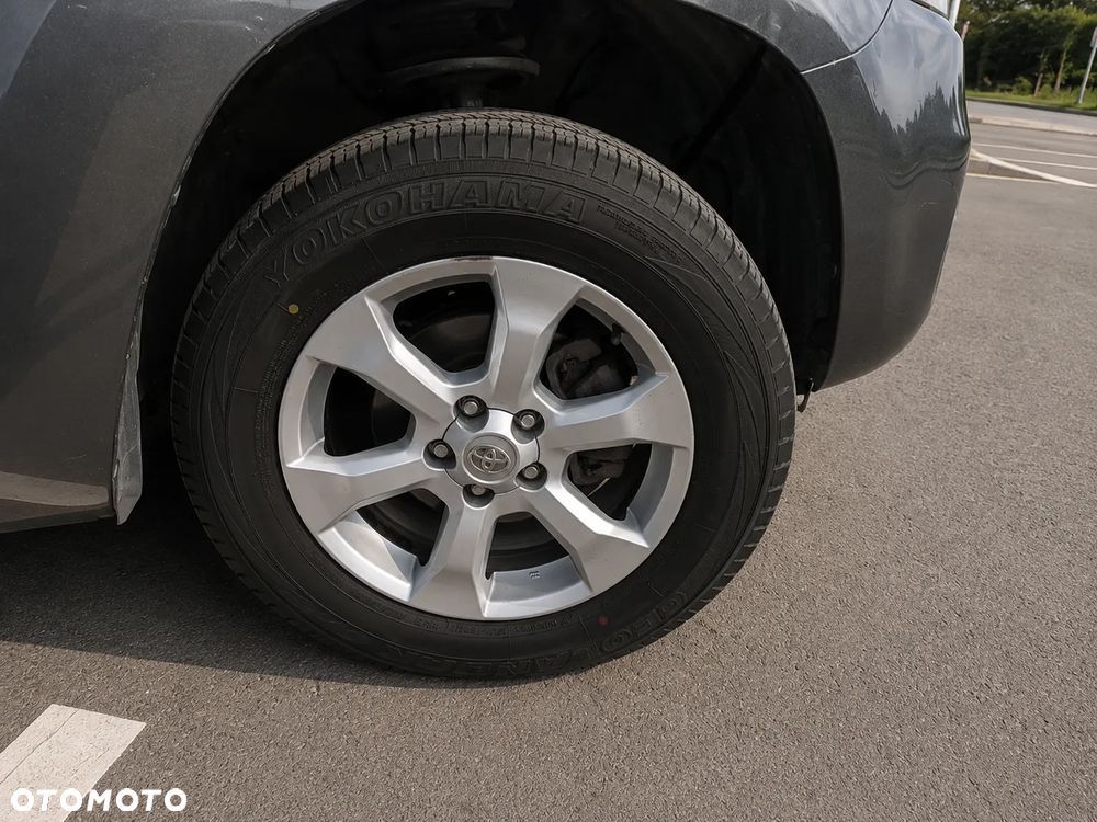 Toyota RAV4 2.0 VVT-i Premium - 7