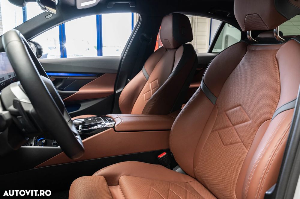 BMW i5 xDrive40 - 6