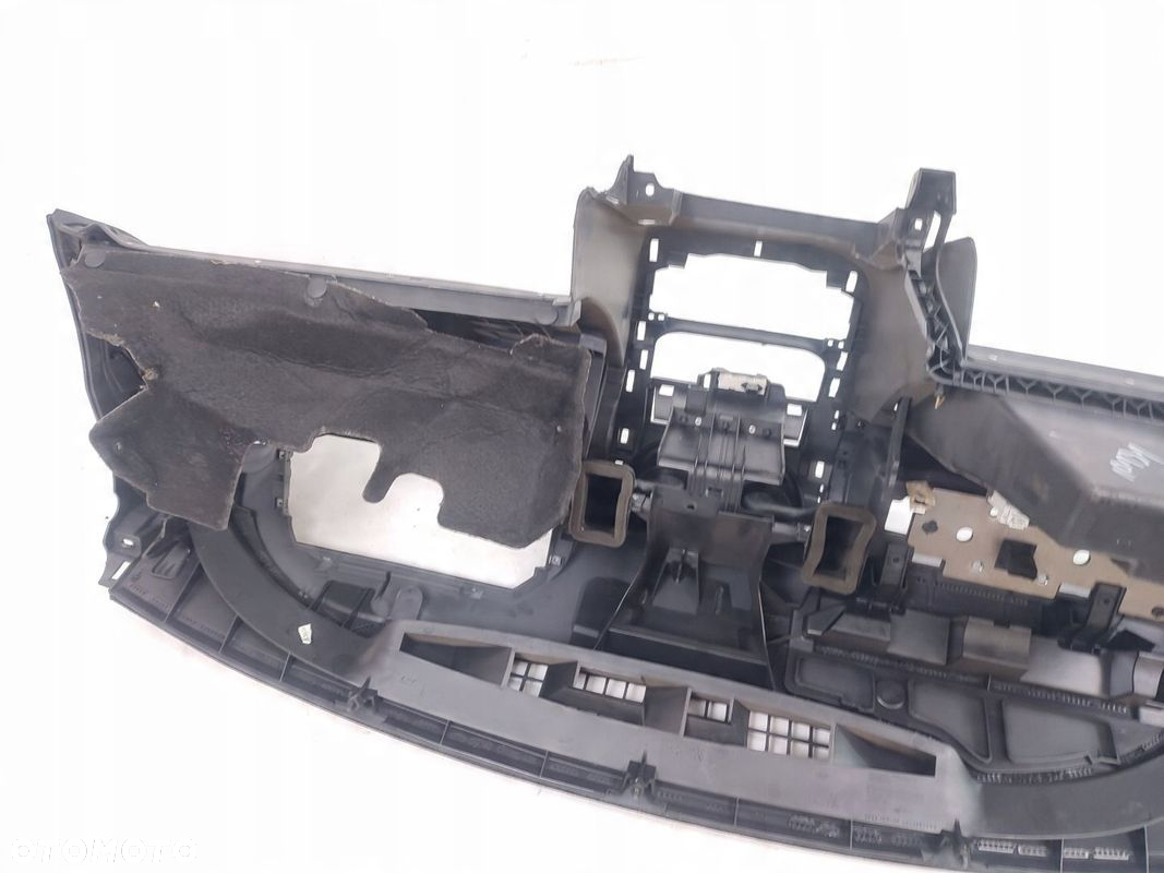 DESKA ROZDZIELCZA KONSOLA KOKPIT DACIA DUSTER I (2010-2013) EUROPA - 2