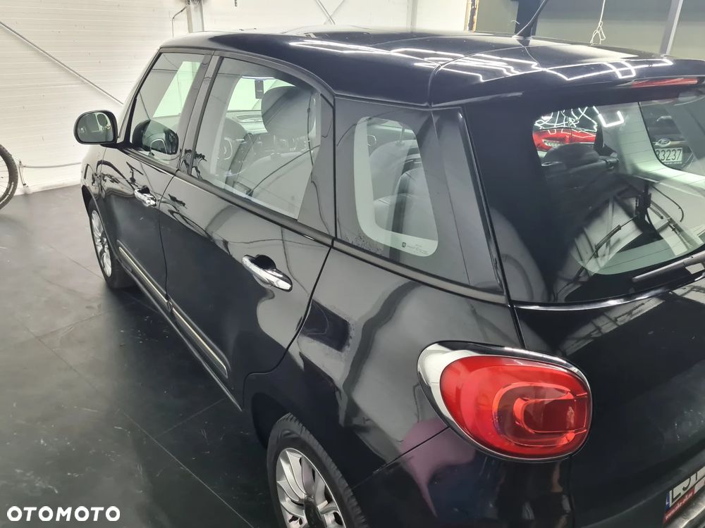 Fiat 500L 1.4 16V Urban Edition - 23