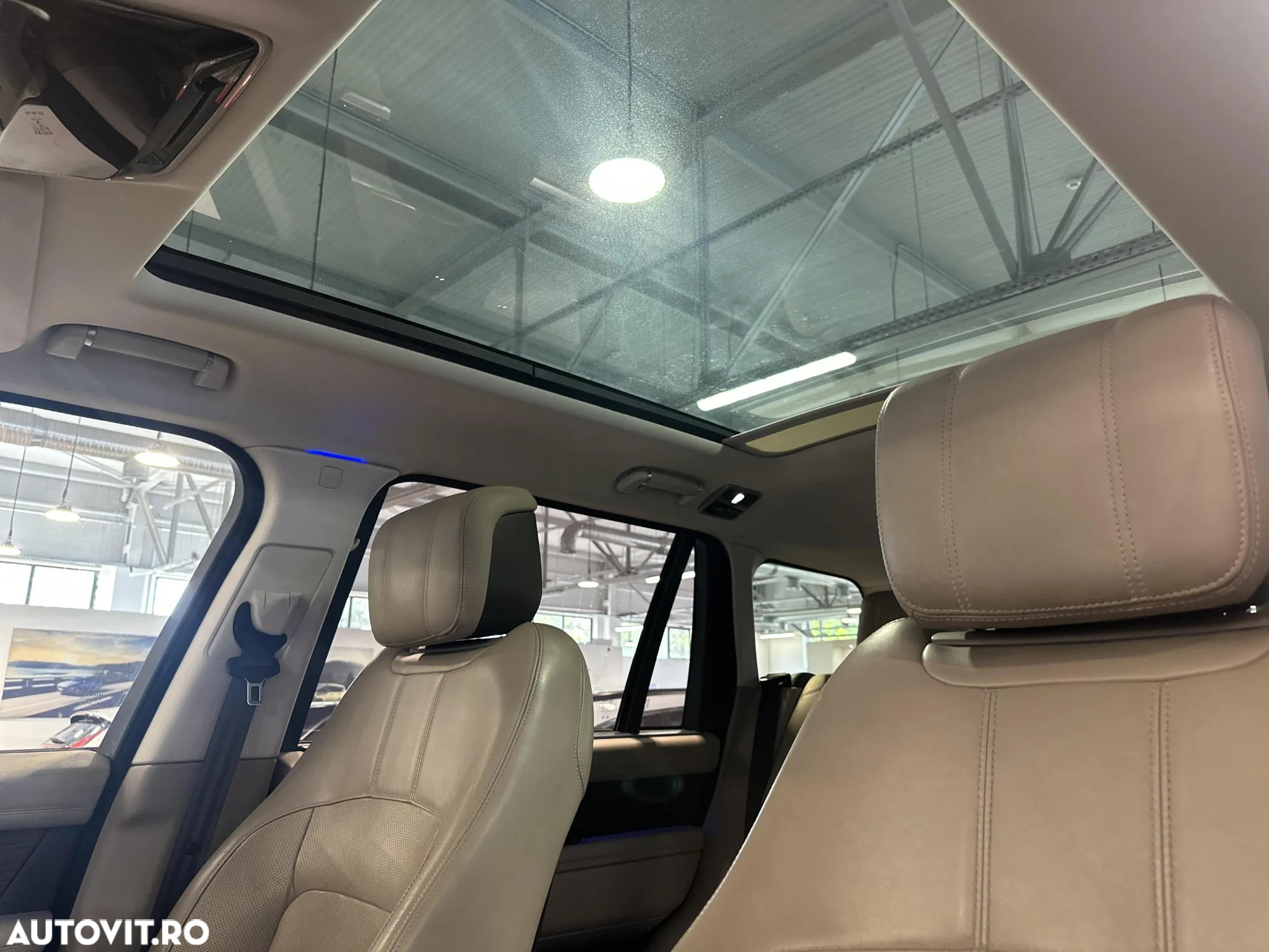 Land Rover Range Rover - 24