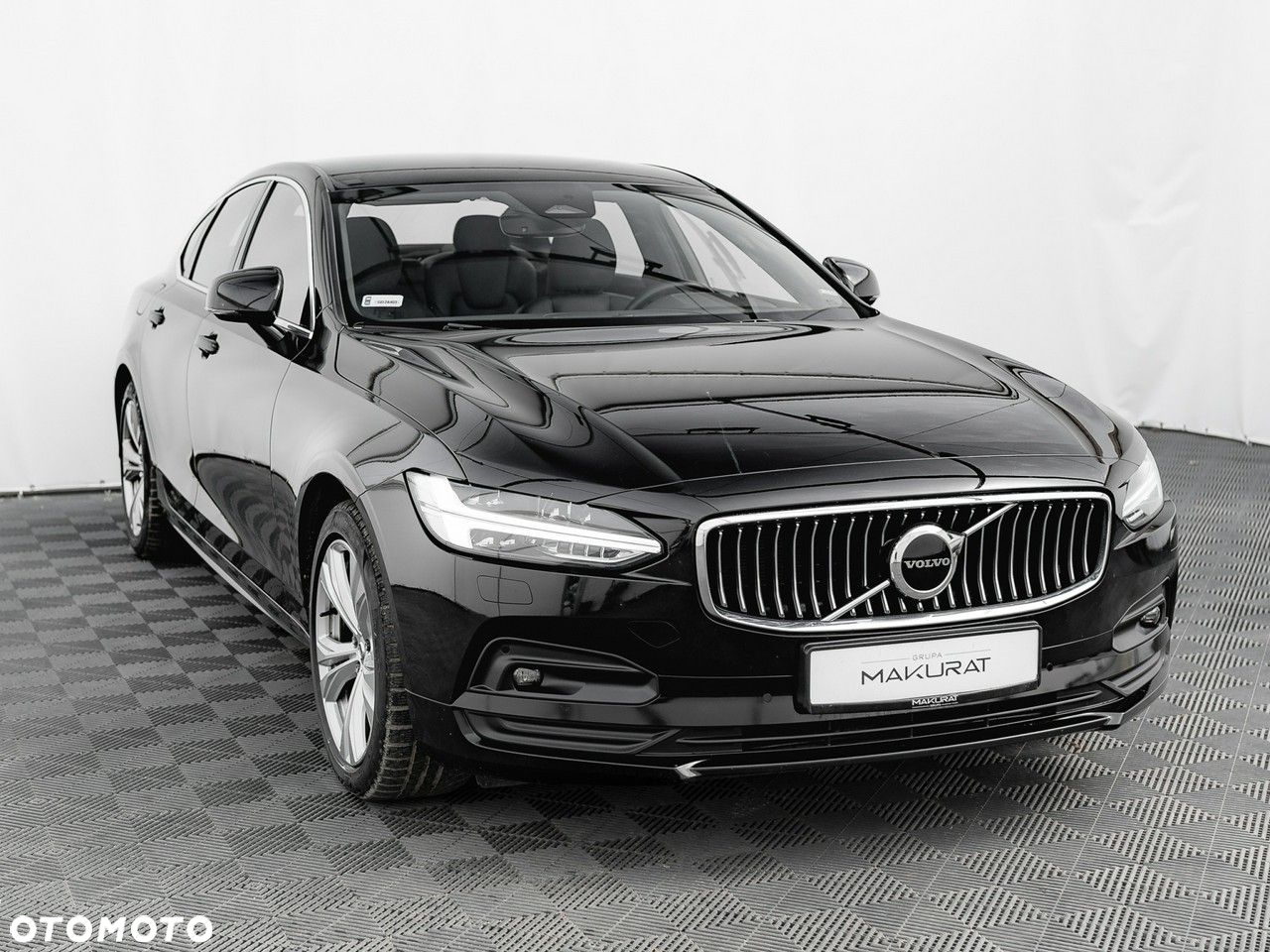 Volvo S90 D5 AWD Momentum - 4