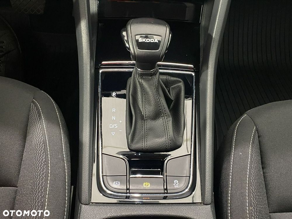 Skoda Karoq 2.0 TDI SCR 4x2 Ambition DSG - 17