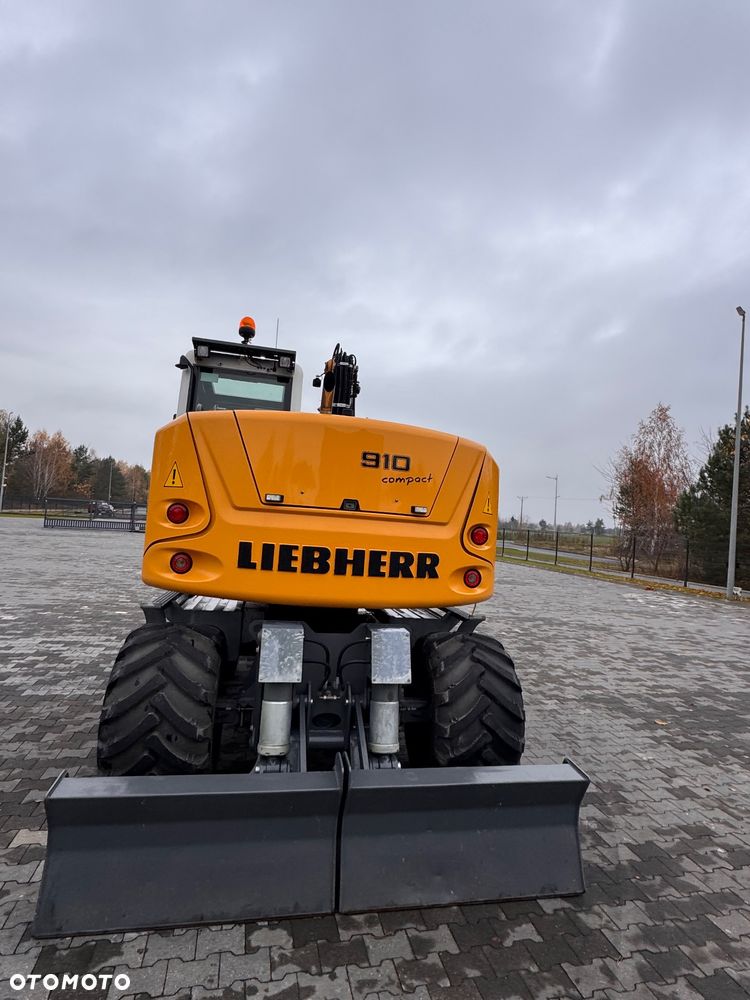 Liebherr A910 compact |2017|łapy-plug| rototilt ze szczypkami | 7200mtg |3 łyzki|warta  uwagi - 21
