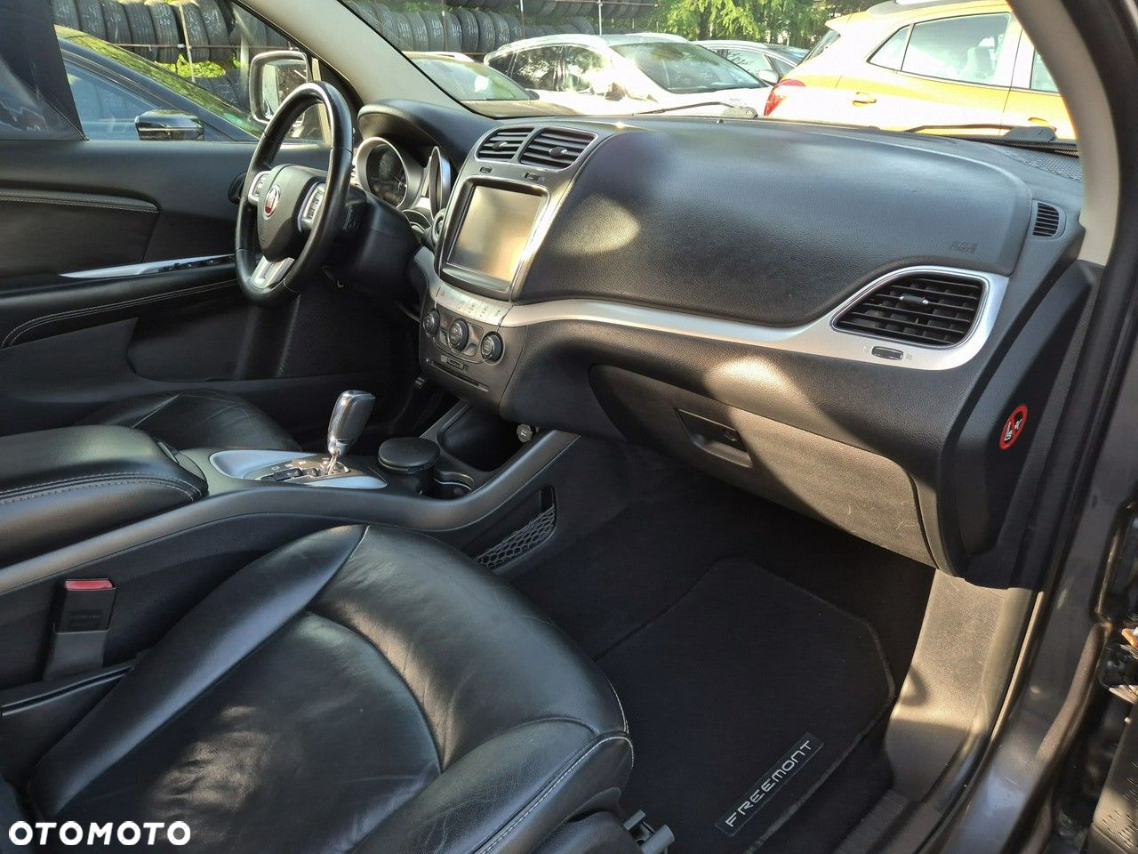 Fiat Freemont 2.0 Multijet Lounge AWD - 22