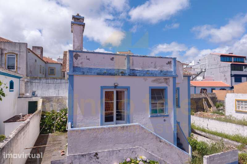 Moradia T3 com Quintal e Vista Panorâmica – A escassos passos da Baía - Grande imagem: 4/33