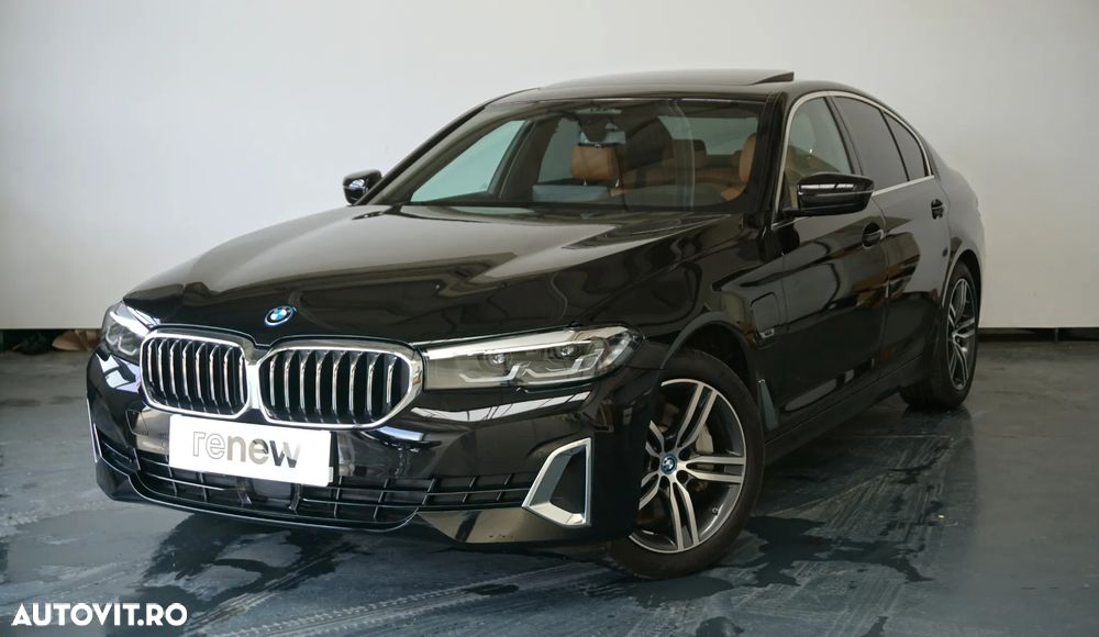 BMW Seria 5 530e Aut. Luxury Line - 1