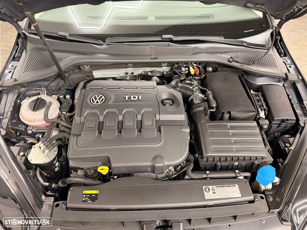 VW Golf 1.6 TDi BlueMotion Confortline - 51