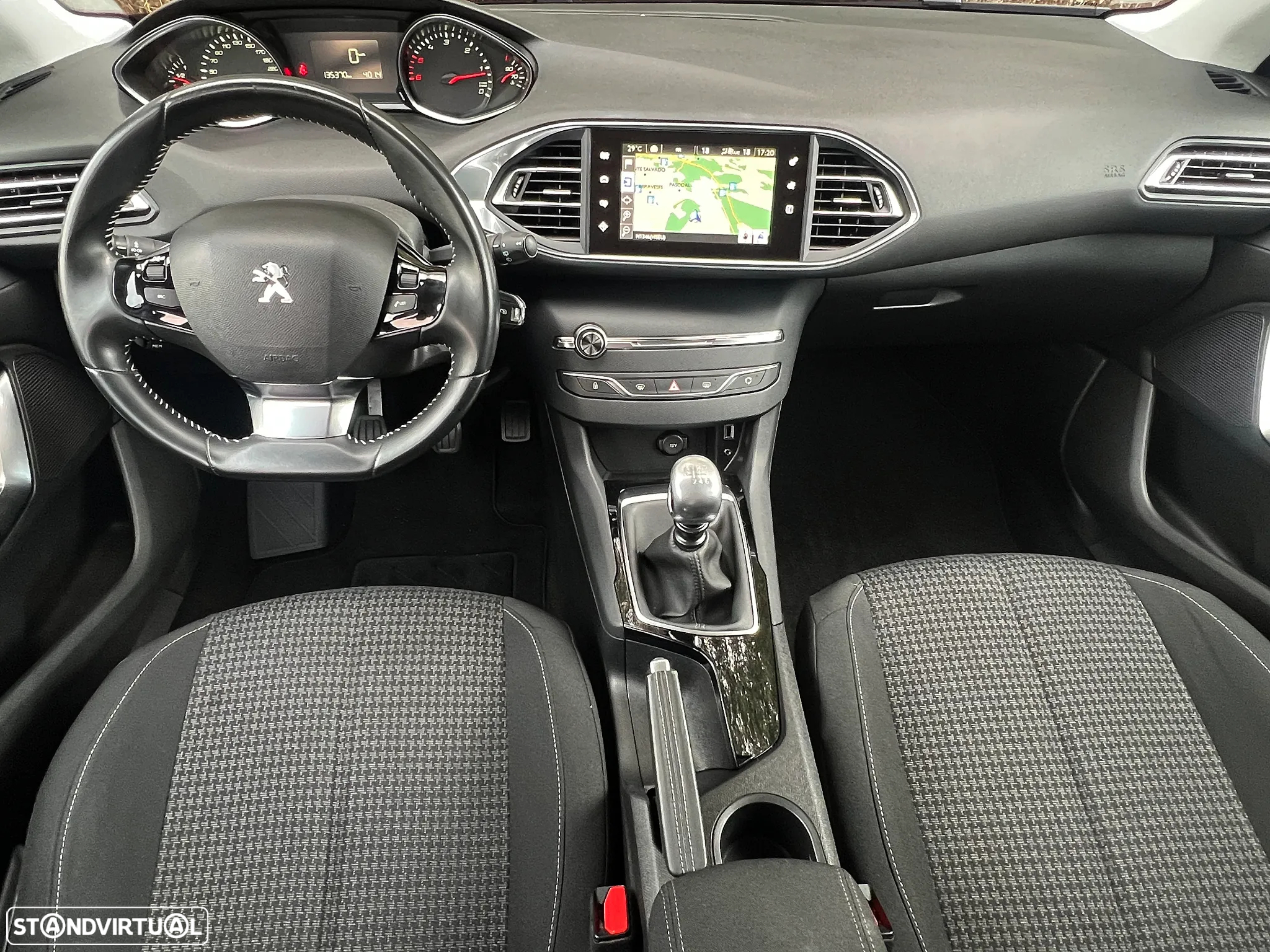 Peugeot 308 1.6 BlueHDi Style J17 - 18