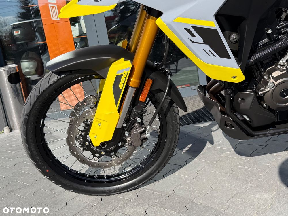 Suzuki V-STROM - 36