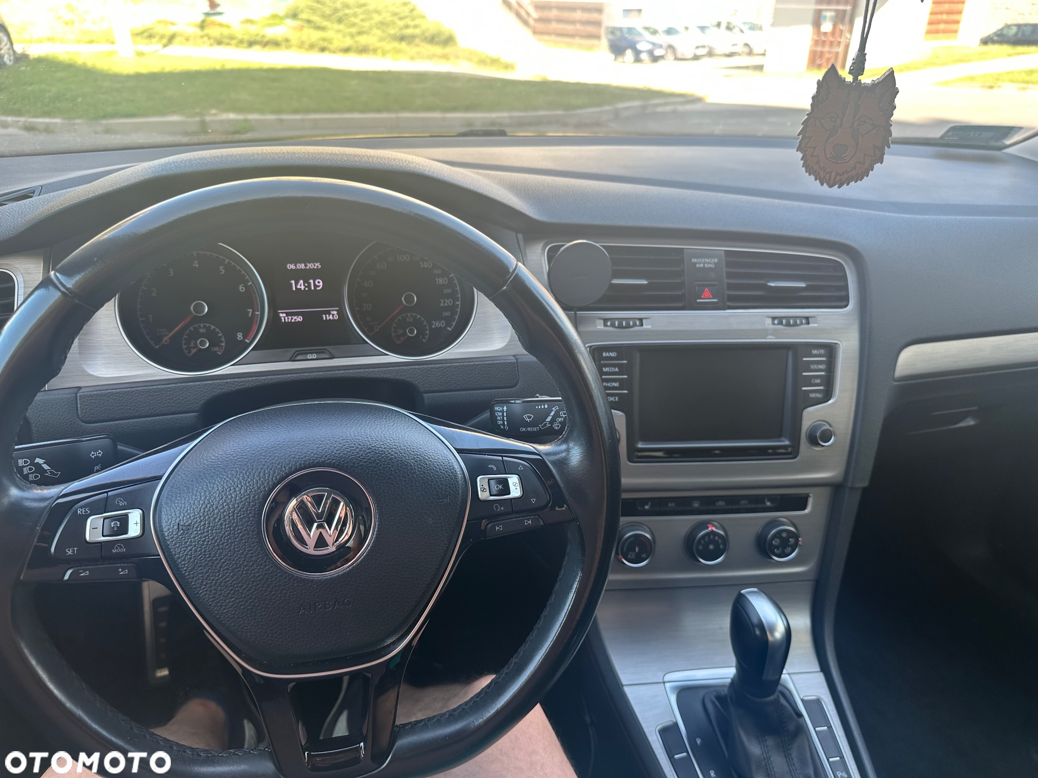 Volkswagen Golf - 10