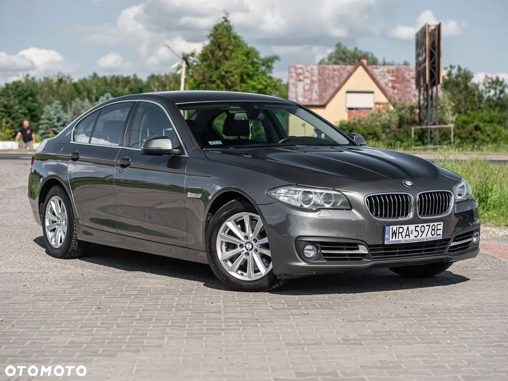 BMW Seria 5 525d xDrive - 1