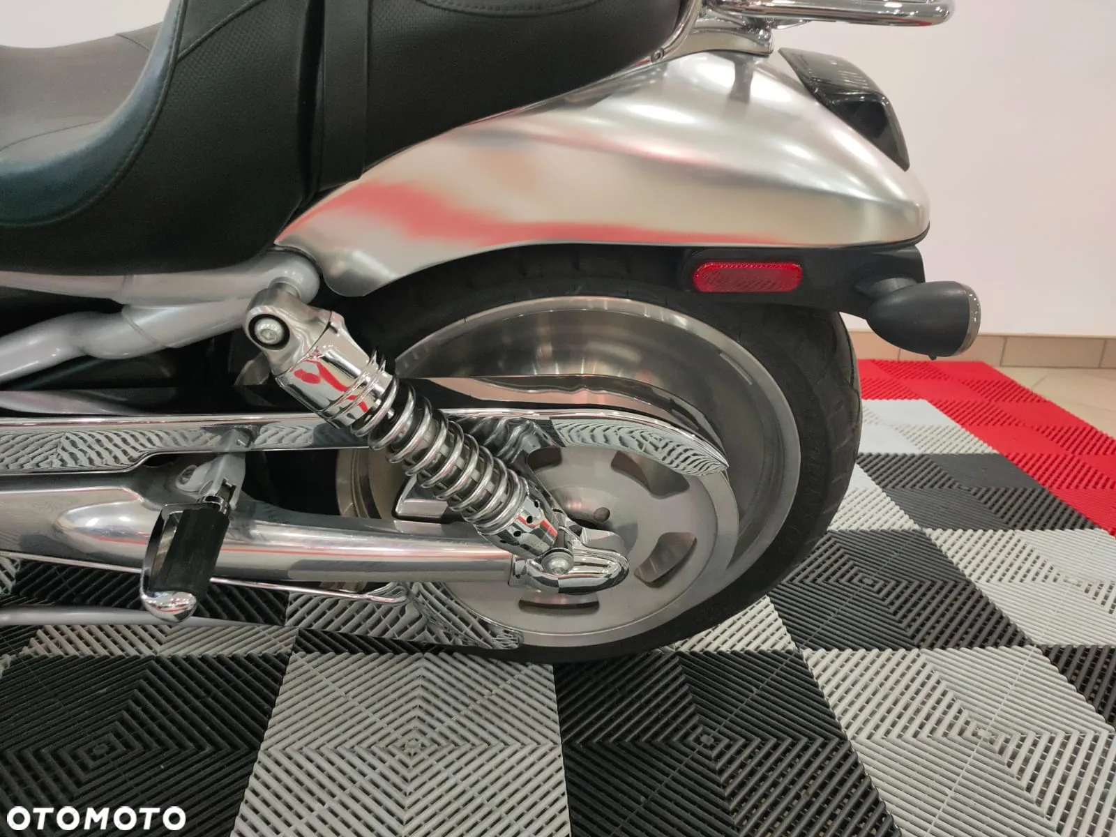 Harley-Davidson Softail V-Rod - 21