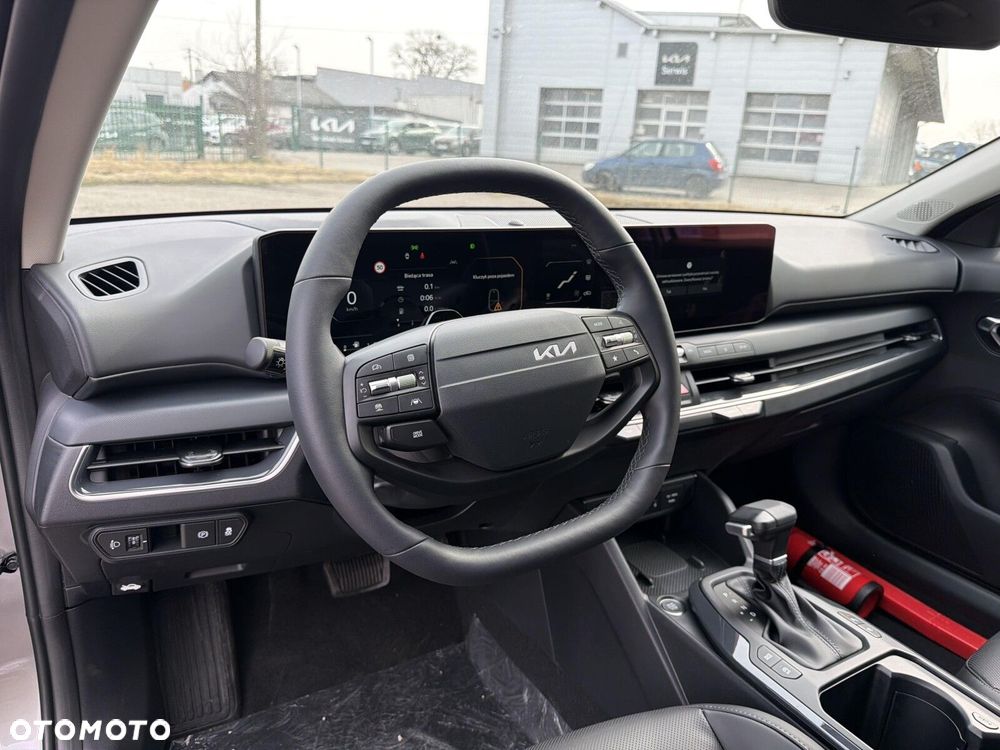 Kia K4 - 10