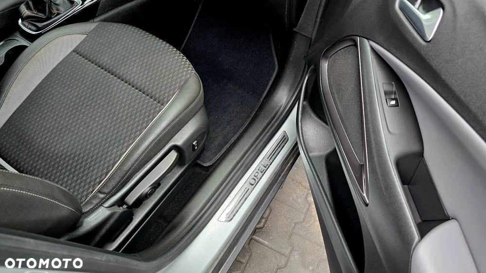 Opel Crossland X 1.2 Start/Stop Innovation - 11