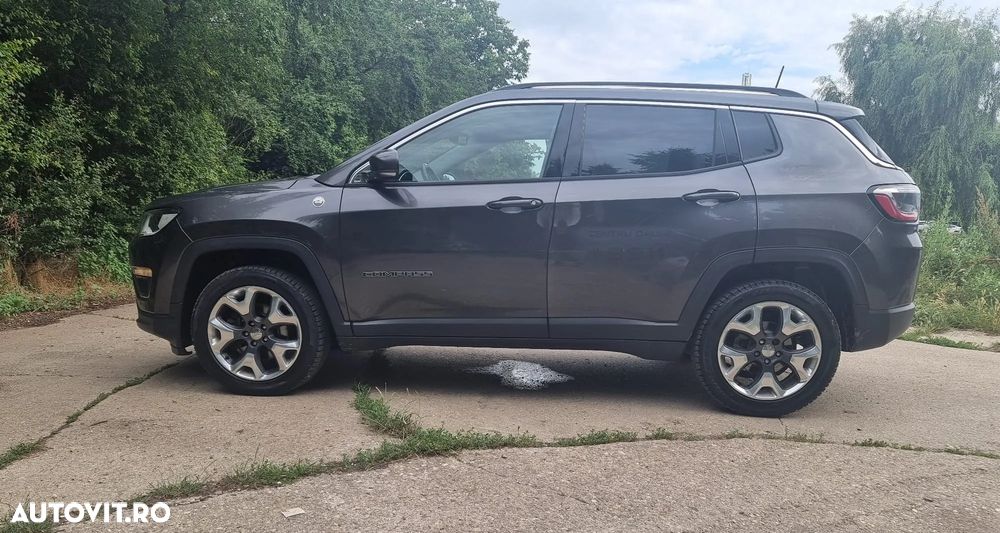 Jeep Compass 2.0 M-Jet 4x4 AT Longitude - 8