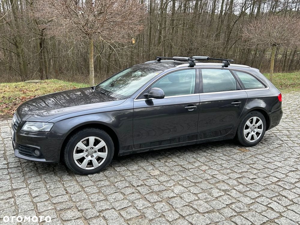 Audi A4 Avant - 4