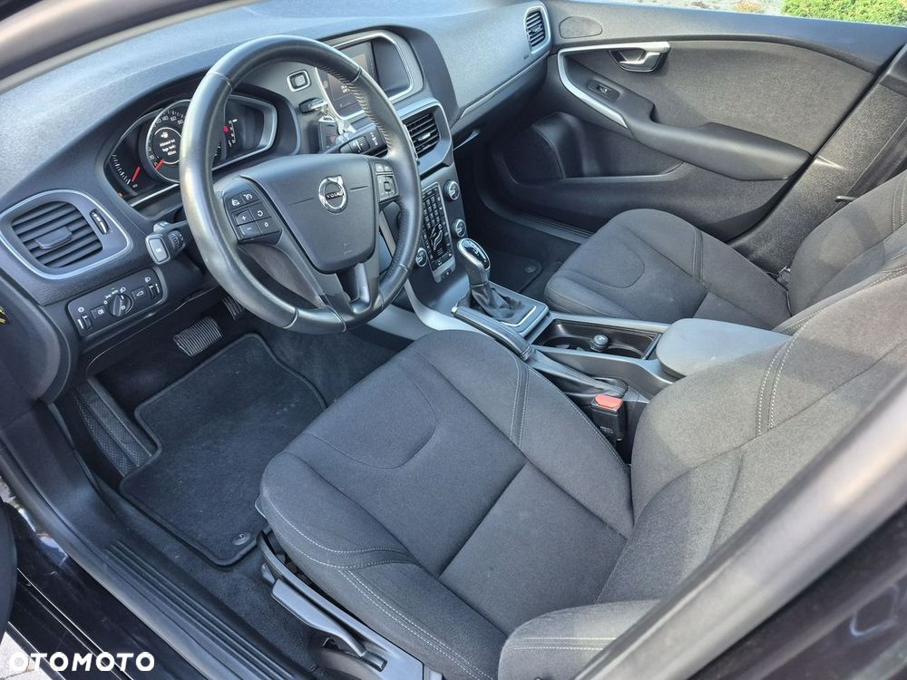 Volvo V40 - 8
