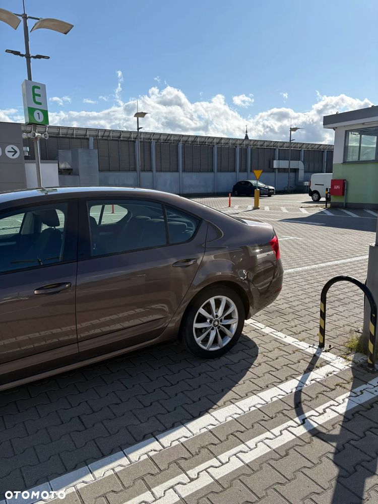 Skoda Octavia 1.4 TSI Ambition - 8