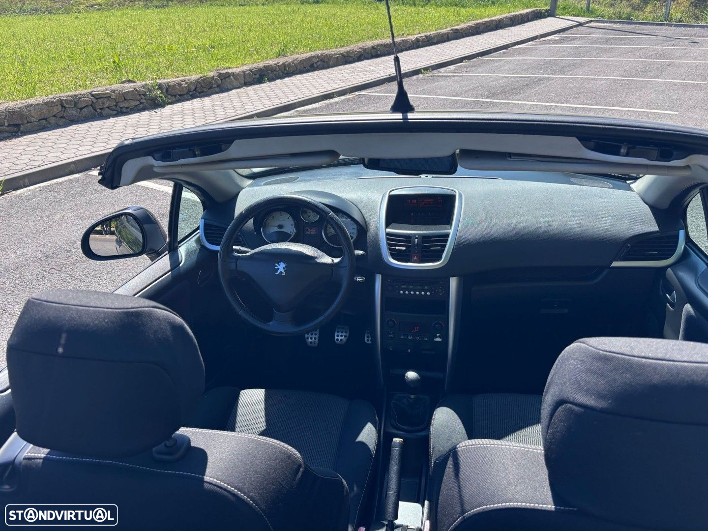 Peugeot 207 CC 1.6 HDi FAP - 8