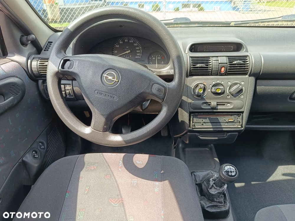 Opel Corsa 1.2 Swing 16v - 19