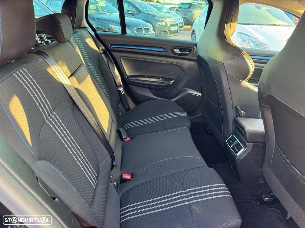 Renault Mégane Sport Tourer 1.5 Blue dCi GT Line - 31