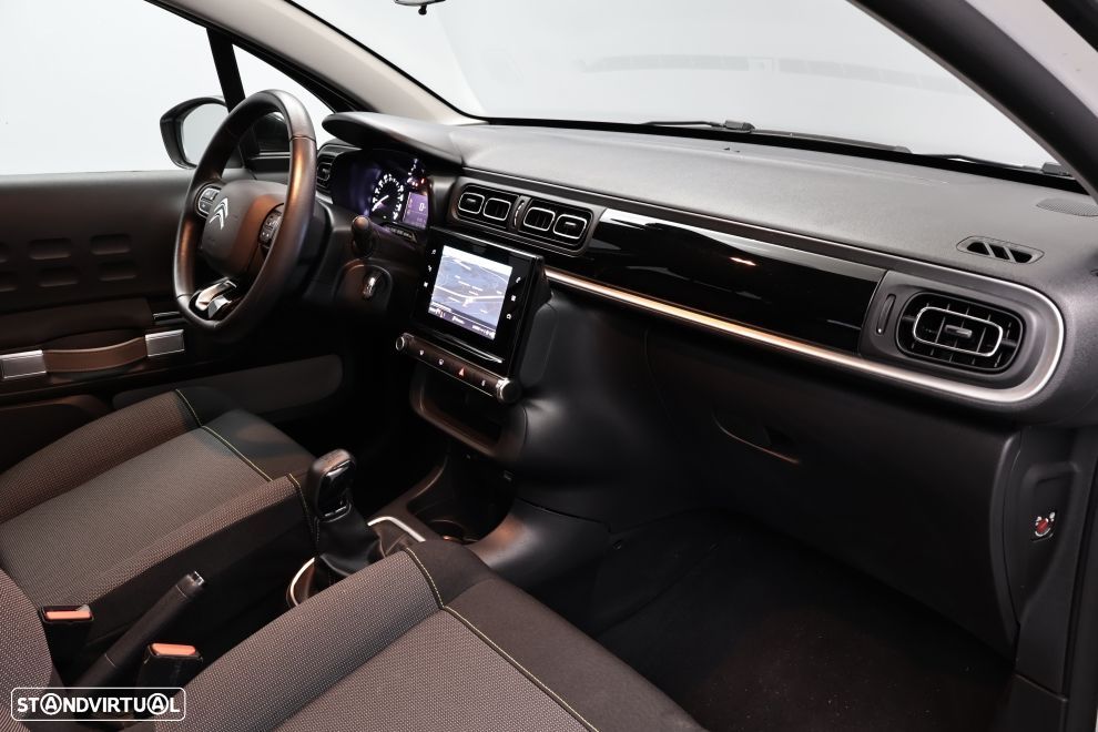 Citroën C3 1.2 PureTech Shine - 20