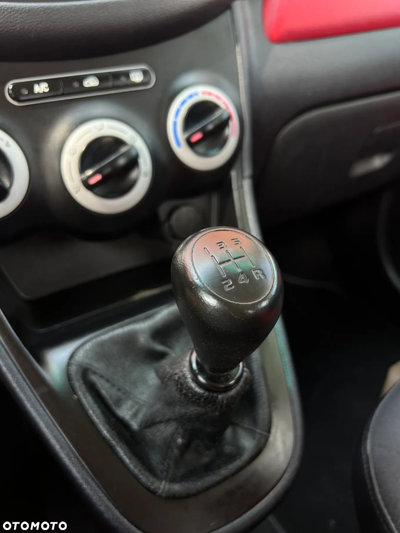 Hyundai i10 - 22