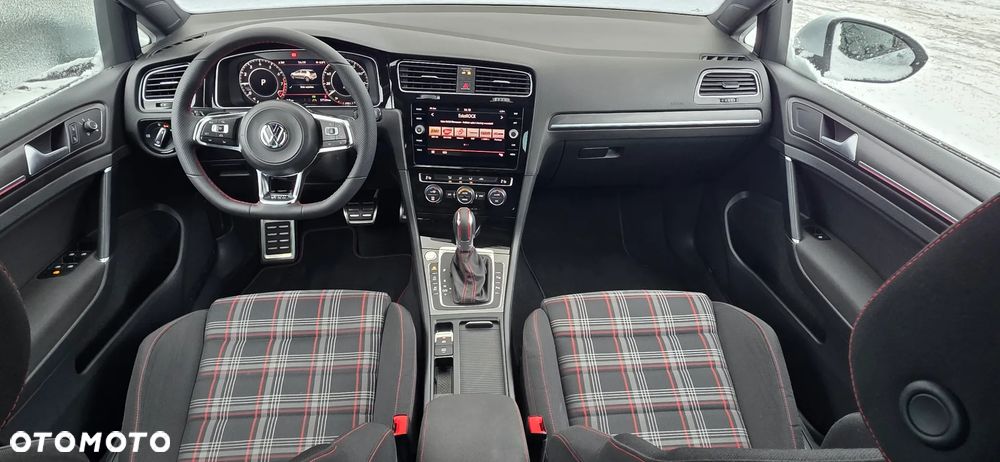 Volkswagen Golf 2.0 TSI BMT GTI Performance DSG - 29